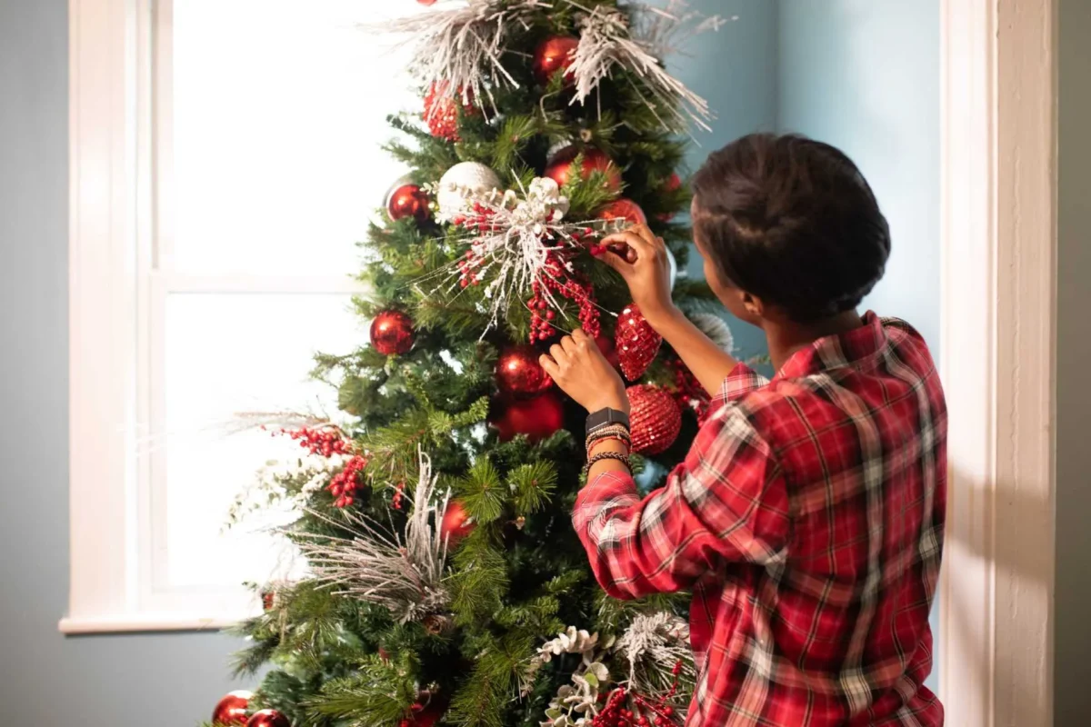 Qual é o dia certo para montar a árvore de Natal? - BAND RN: Portal de Notícias, Vídeos, Imagens, Entrevistas, Debates e Transmissões Ao Vivo, diretamente da TV BAND RN Qual é o dia certo para montar a árvore de Natal? - BAND RN: Portal de Notícias, Vídeos, Imagens, Entrevistas, Debates e Transmissões Ao Vivo, diretamente da TV BAND RN